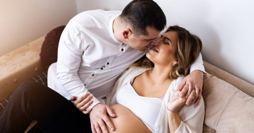 Pourquoi certains hommes ne se sentent pas sexuellement attirés par leurs femmes enceintes