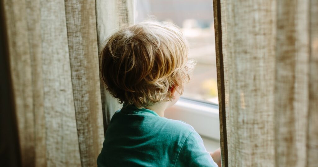 Quand il est - et n'est pas - approprié d'appeler les services de protection de l'enfance