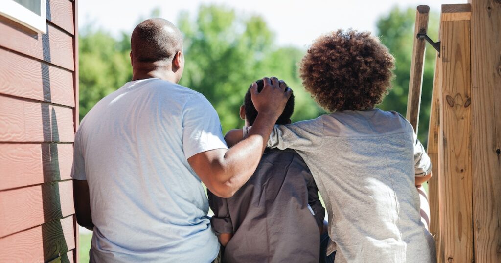Que faire si vous soupçonnez que votre enfant est gay ou transgenre