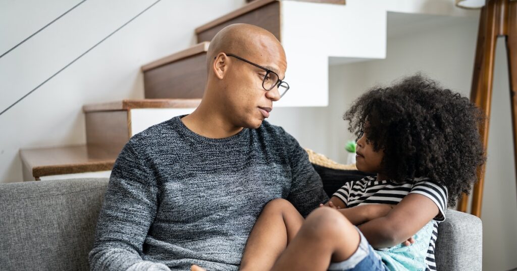 9 règles familiales approuvées par des experts que tous les parents devraient appliquer