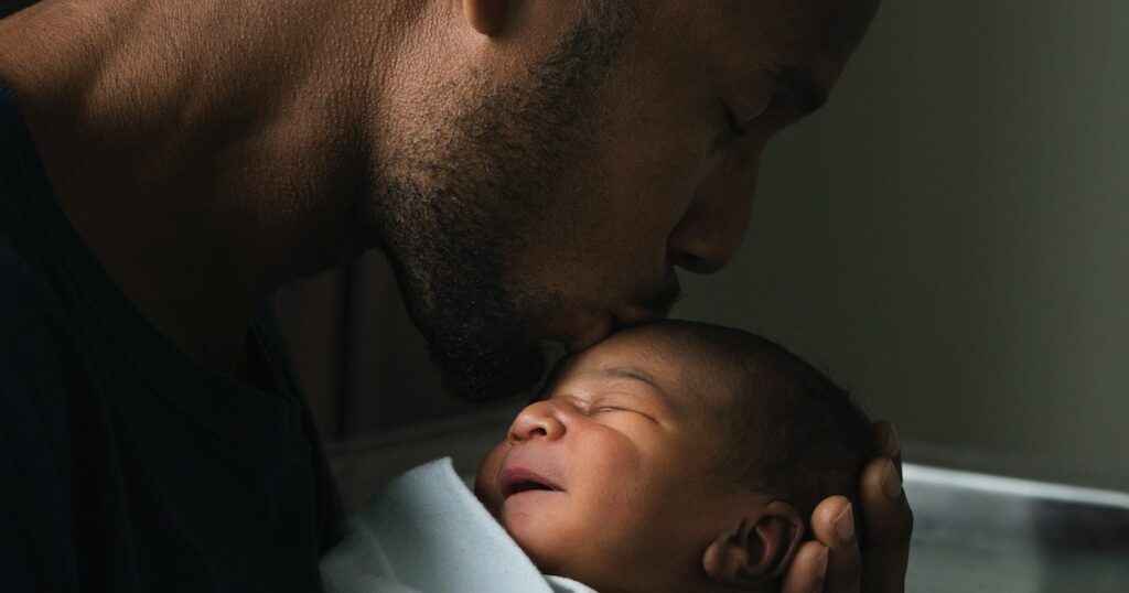 Vous avez du mal à choisir un nom de bébé ?  Vous n'êtes pas obligé (encore).