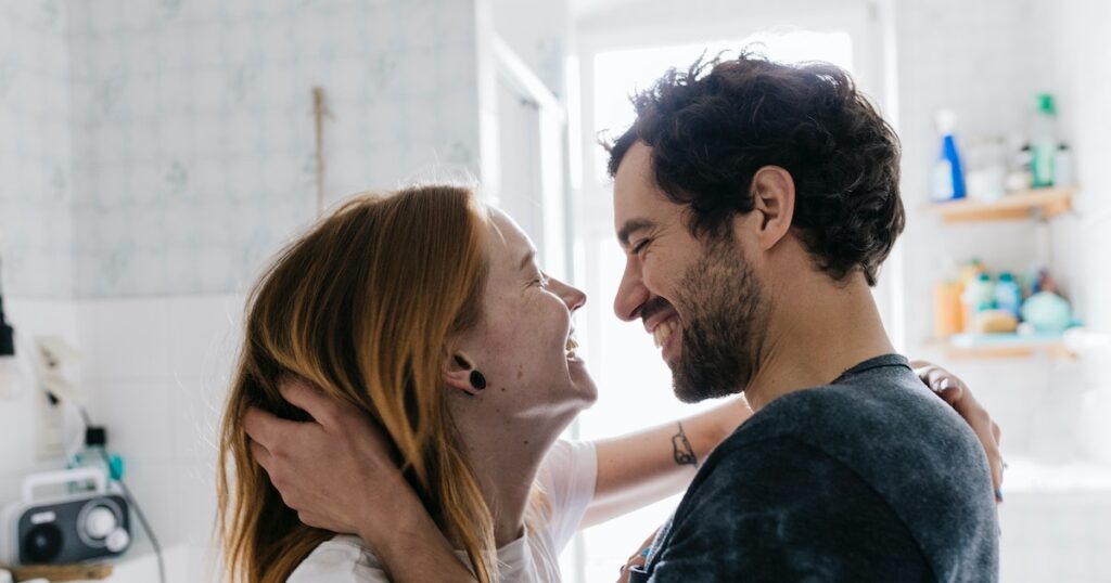 10 règles de communication essentielles pour les couples heureux