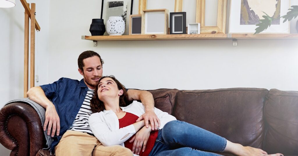 8 phrases utiles qui permettent à votre partenaire de se sentir entendu