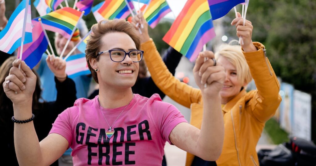 La raison vitale pour laquelle les adolescents trans ont besoin d’avoir accès à une thérapie hormonale d’affirmation de genre
