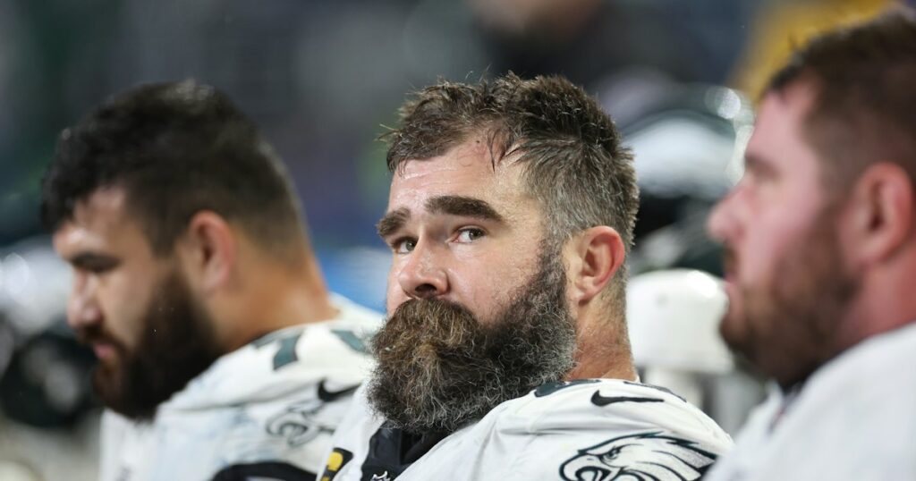 Jason Kelce partage une lutte parentale qui n'est que trop pertinente