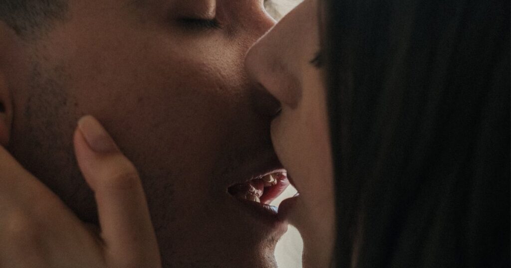 9 façons de pimenter les préliminaires pour que votre vie sexuelle ne devienne pas obsolète