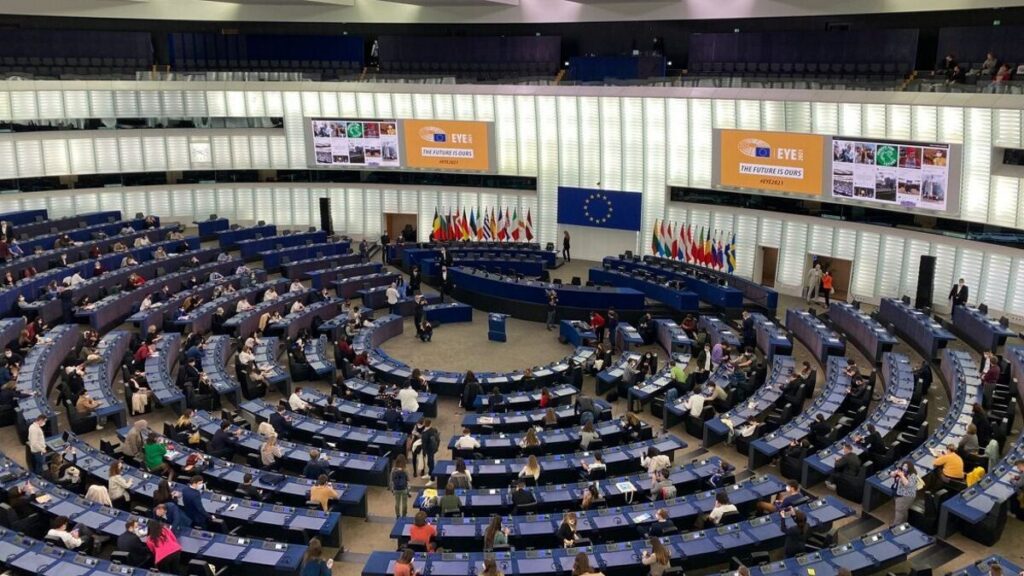 PSOE y PP avanzan en su objetivo de reformar el mercado eléctrico pese a la presión de Francia