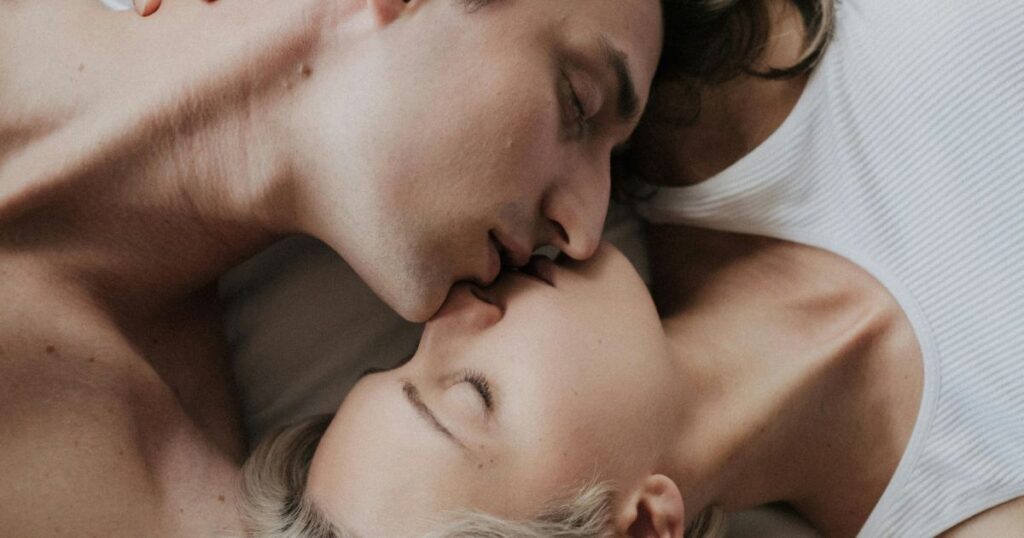 Que faire si les relations sexuelles avec votre partenaire deviennent… ennuyeuses