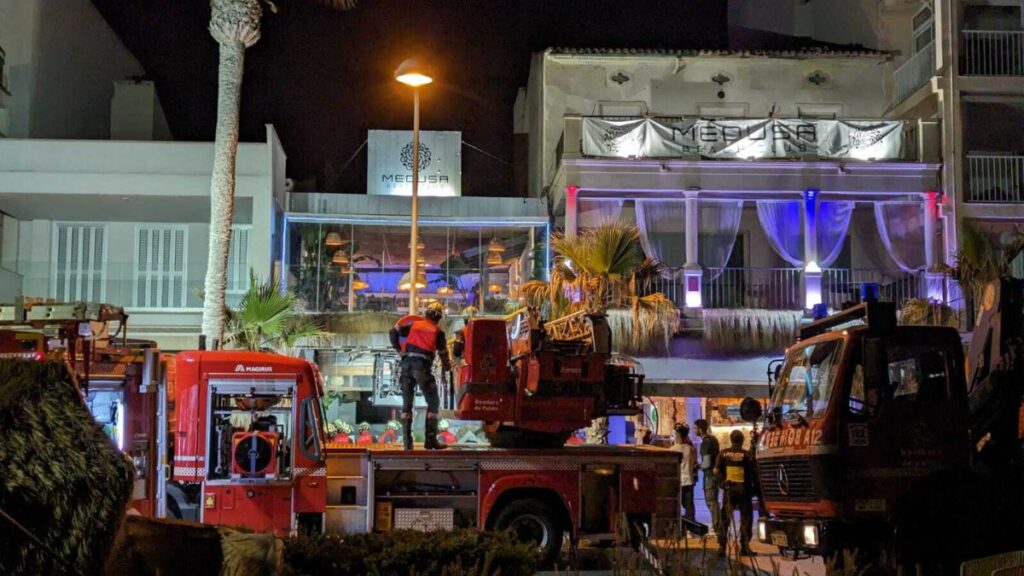 Quatre morts et jusqu'à 27 blessés dans l'effondrement d'un restaurant à Playa de Palma (Majorque)