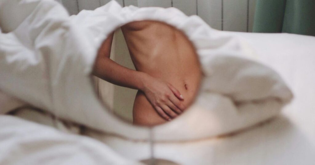 J'ai essayé la masturbation guidée pour des orgasmes plus profonds et plus intenses. Voici comment ça s'est passé