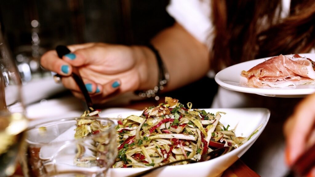Sexo y comida: una buena alimentación ayuda a las relaciones sexuales. - Pixabay