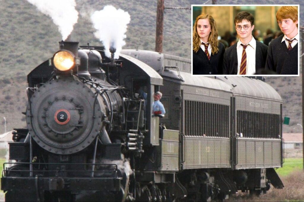 Un voyage en train Poudlard Express Adventure inspiré de "Harry Potter" arrive à Perris