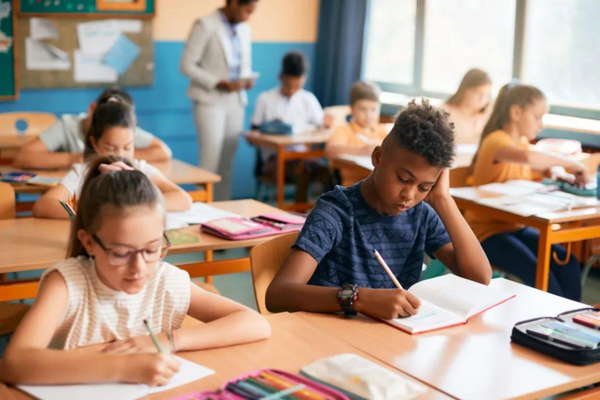 La vraie raison pour laquelle les parents dépensent 10 000 $ pour les examens scolaires de « jeu »